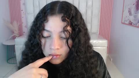 Shalon  online show from January 5, 5:27 pm