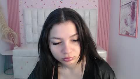 Shalon  online show from December 15, 1:18 pm