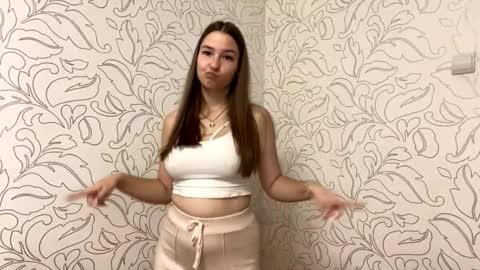 Iris online show from September 28, 8:18 pm