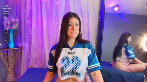 shalyn_lux online show from November 17, 3:31 am