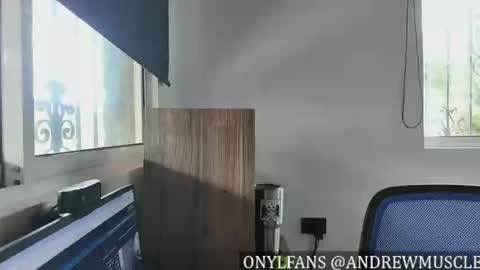 Shane online show from February 18, 4:14 pm