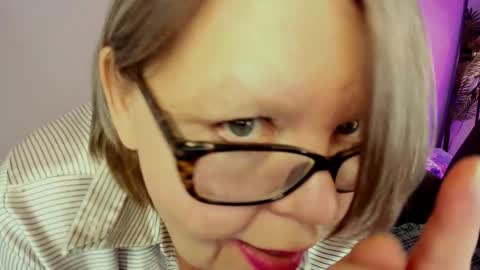 Shannon online show from March 20, 1:38 pm