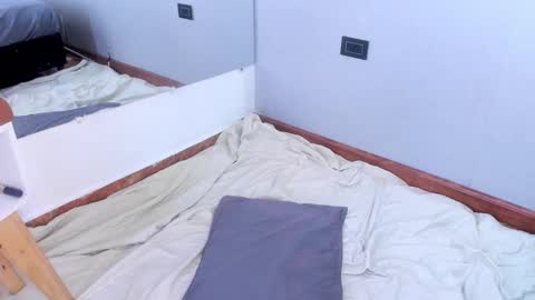 Shanntal  online show from September 18, 8:24 pm