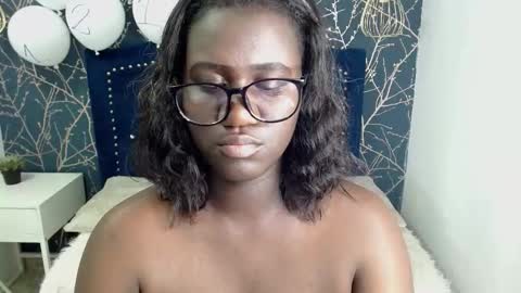Snapshot of shanntall_tk chatting on October 2, 8:51 pm shanntall_tk online show from October 2, 8:51 pm