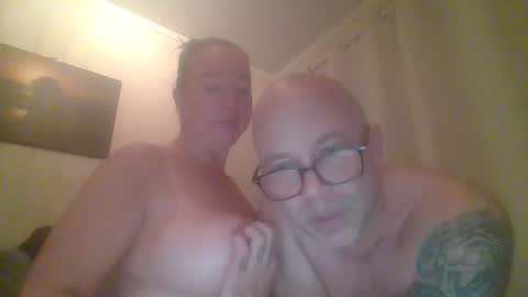Sharing my friend online show from August 3, 10:27 pm