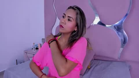 Sharith online show from May 25, 11:22 pm
