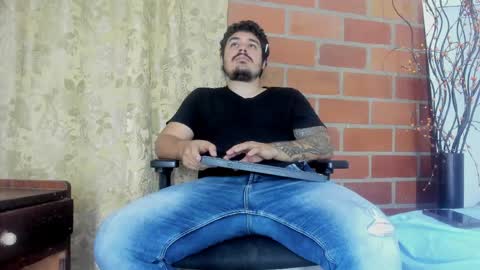 jhon deibyd online show from April 22, 7:04 am