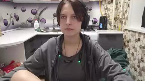 Sara online show from July 2, 5:29 pm