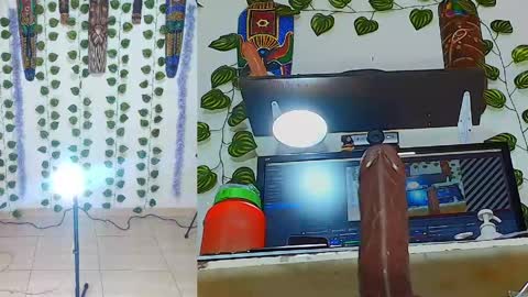 S online show from May 6, 6:14 pm