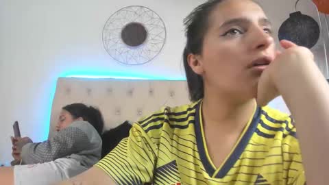 sharon_and_sharit online show from December 22, 4:08 am