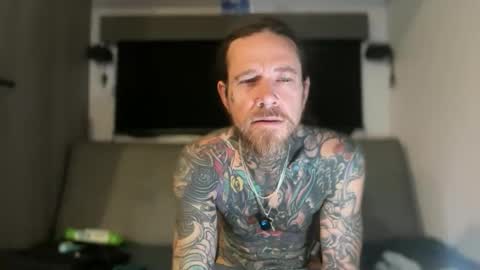 Shasta Rosewood online show from January 18, 2:53 am