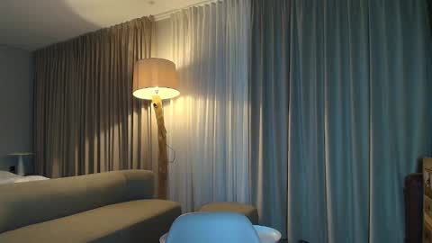 shayblonde online show from November 26, 8:05 pm