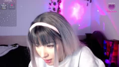 Shayla 3 online show from September 15, 8:10 pm