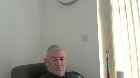 she52 online show from February 20, 12:29 pm