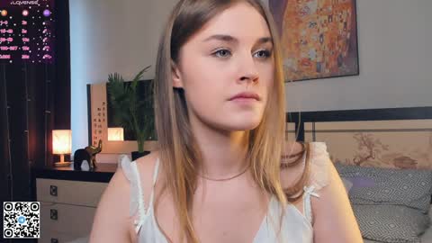 Violet online show from January 22, 10:18 am