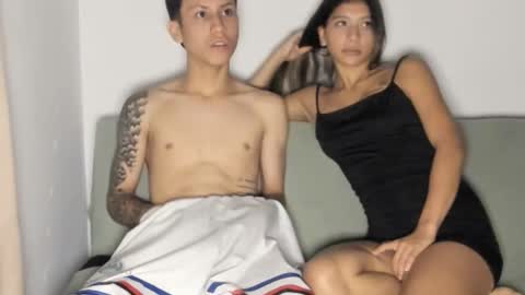 sheilanyarturo online show from January 19, 4:00 am