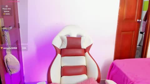 sheilly_brown online show from October 31, 10:43 pm