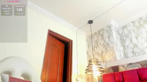 sheilly_brown online show from November 12, 7:49 pm