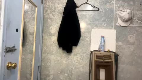 Snapshot of shelbybaby01 chatting on December 5, 1:44 pm Shelby holes online show from December 5, 1:44 pm