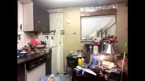 Snapshot of shelbybaby01 chatting on December 9, 8:00 am Shelby holes online show from December 9, 8:00 am