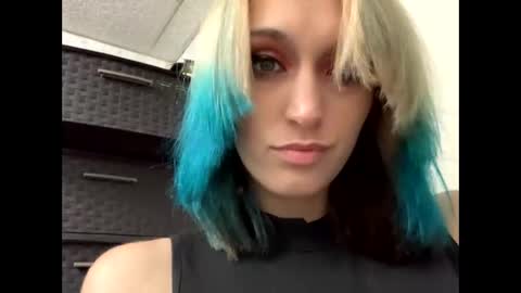 Snapshot of shelbybaby01 chatting on October 26, 2:56 am Shelby holes online show from October 26, 2:56 am