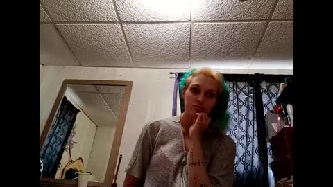 Snapshot of shelbybaby01 chatting on March 11, 8:31 pm Shelby holes online show from March 11, 8:31 pm