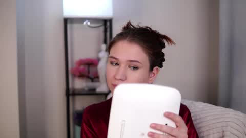 Lina online show from February 18, 2:06 pm