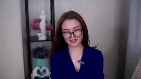 Lina online show from February 8, 2:42 pm