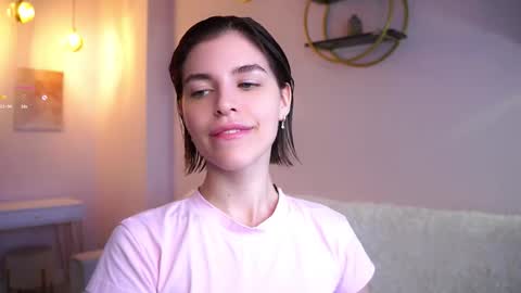 Snapshot of shelleyharn chatting on September 28, 1:36 am Alex online show from September 28, 1:36 am