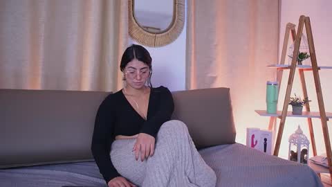  Transmission schedule Monday - Friday 715 am to 200 pm time Colombia  online show from November 4, 3:02 pm