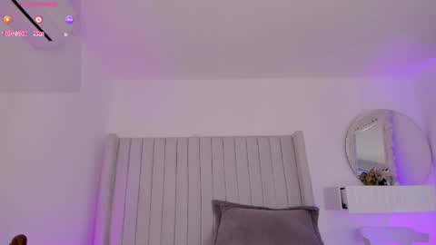 shelynna_azzul online show from June 23, 2:45 pm