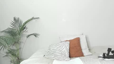 Sherlyn Adams online show from February 9, 6:58 pm