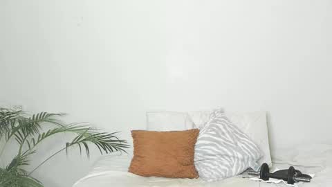 Sherlyn Adams online show from February 16, 11:16 am