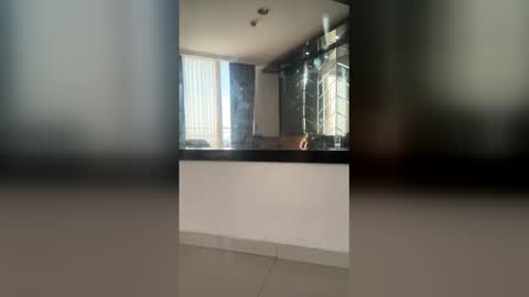 shesa2001 online show from March 13, 10:18 am