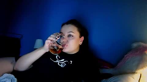 Vikki online show from October 31, 11:21 am