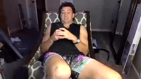 shimmyloe online show from October 18, 9:24 am