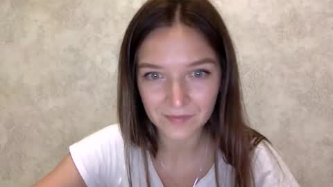 Snapshot of shining_pearl chatting on September 20, 8:23 pm Jesica online show from September 20, 8:23 pm