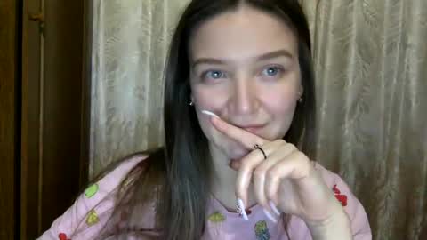 Snapshot of shining_pearl chatting on February 27, 6:53 pm Jesica online show from February 27, 6:53 pm