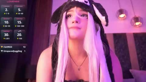 shiori_hime online show from February 25, 2:20 pm