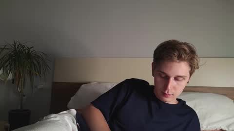 Matthew online show from September 30, 9:36 pm