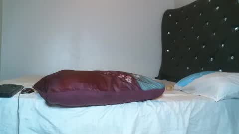 Shi-ro online show from October 29, 8:31 pm