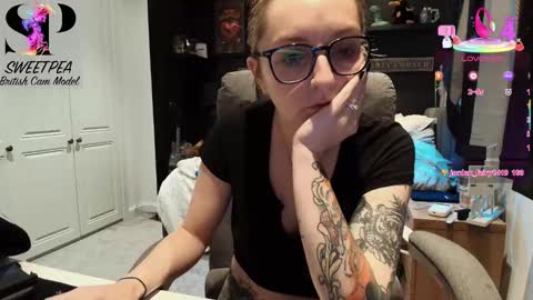 short sweetpea online show from September 22, 6:01 pm