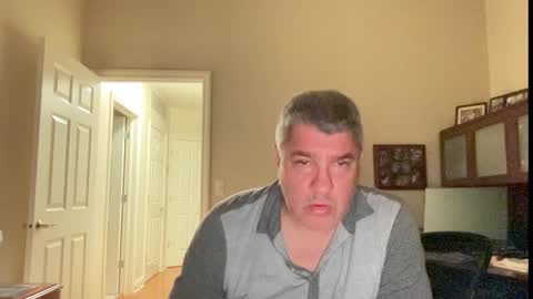 Chicago Guy online show from September 18, 4:05 am