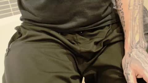 showofjay online show from January 18, 1:14 am