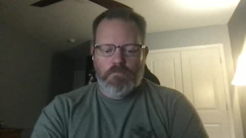 Snapshot of shughes740 chatting on October 30, 12:00 am shughes740 online show from October 30, 12:00 am