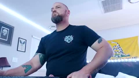 shwmeyours online show from December 7, 1:08 am