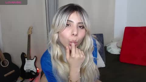 Kloe online show from November 1, 3:28 am