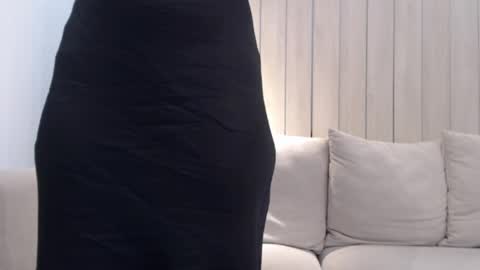 Snapshot of shy_schoolgirl_ chatting on March 11, 6:30 pm shy_schoolgirl_ online show from March 11, 6:30 pm