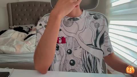 shydude666 online show from October 11, 9:51 pm