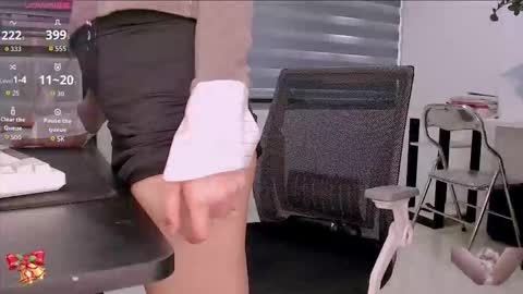 Shyn online show from March 8, 3:32 am